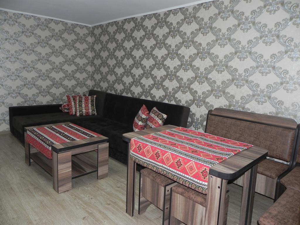 Old Yard Guest House Тбилиси Екстериор снимка