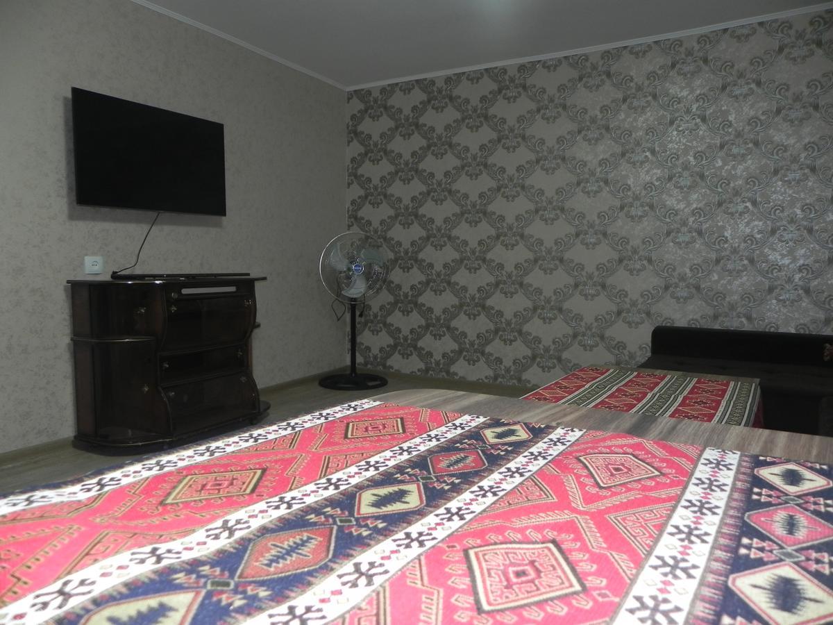 Old Yard Guest House Тбилиси Екстериор снимка