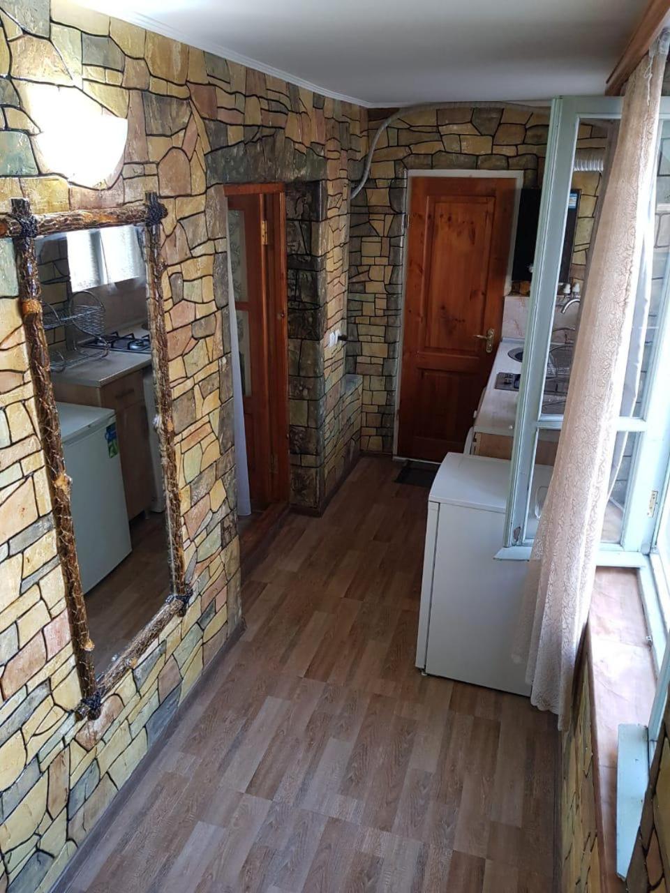 Old Yard Guest House Тбилиси Екстериор снимка