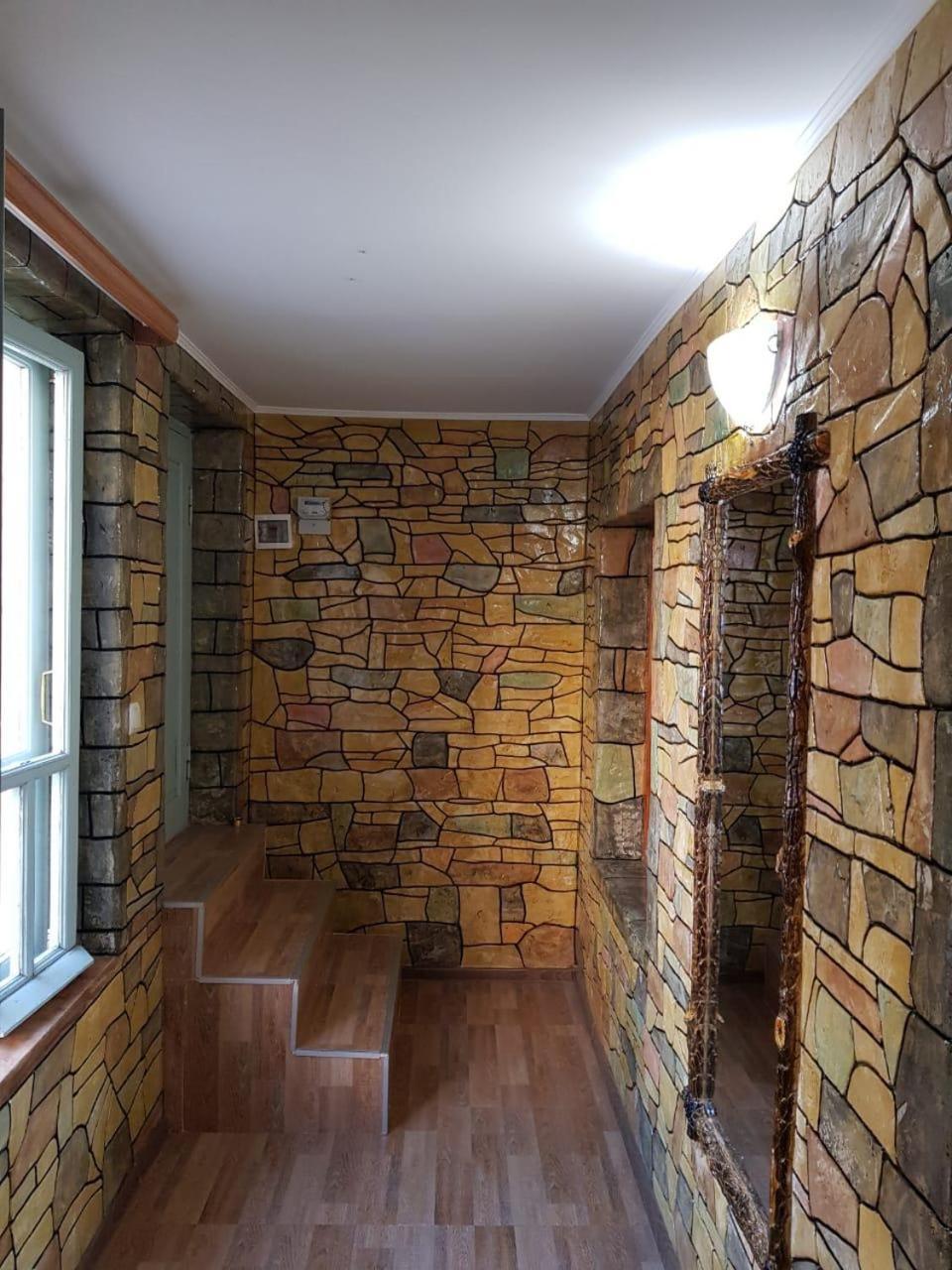 Old Yard Guest House Тбилиси Екстериор снимка