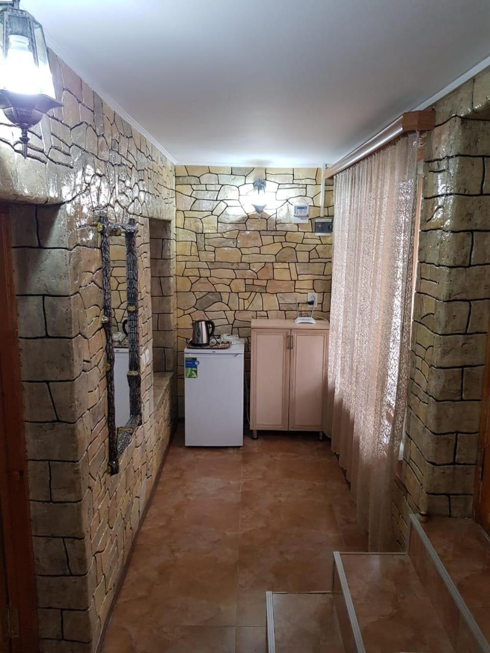 Old Yard Guest House Тбилиси Екстериор снимка